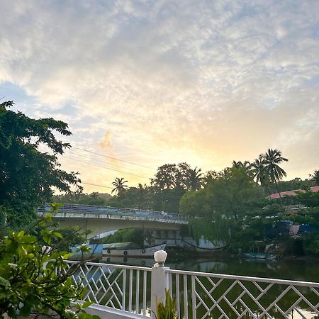 Hotel Riverside Baga Dış mekan fotoğraf