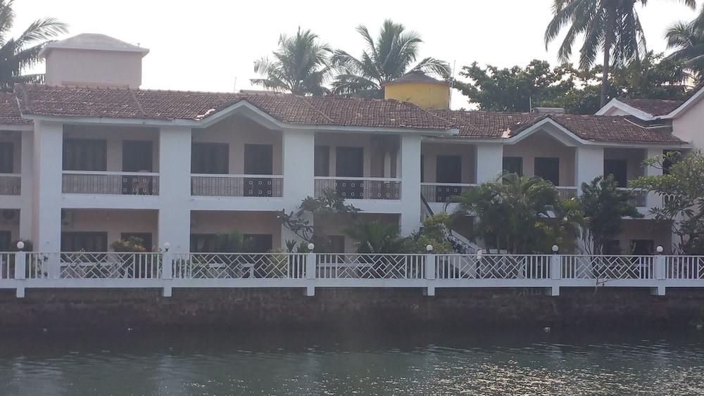 Hotel Riverside Baga Dış mekan fotoğraf