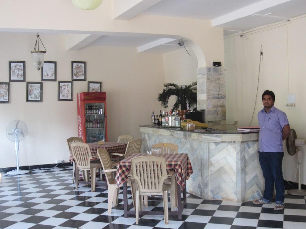Hotel Riverside Baga Dış mekan fotoğraf