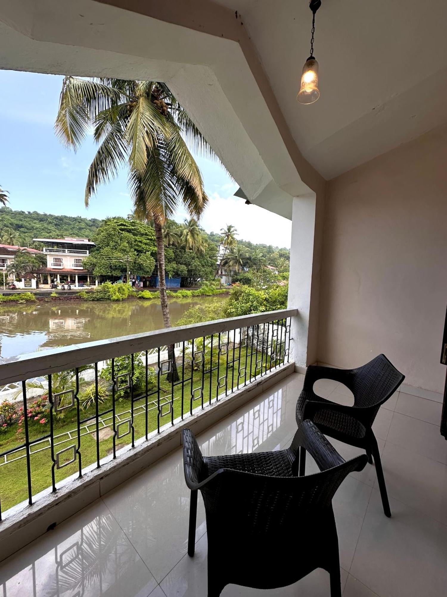 Hotel Riverside Baga Dış mekan fotoğraf